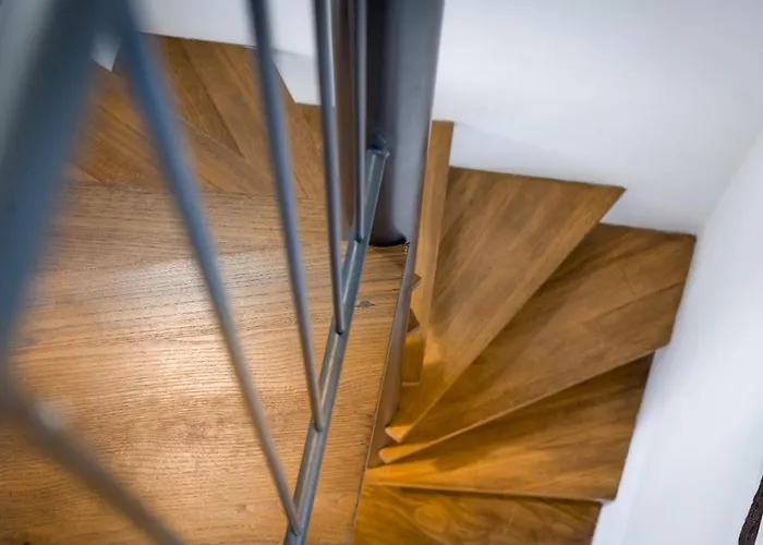 Fringuello - Mandorlo Nyaraló