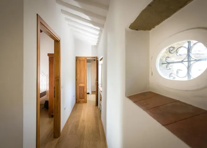 Fringuello - Mandorlo Cortona